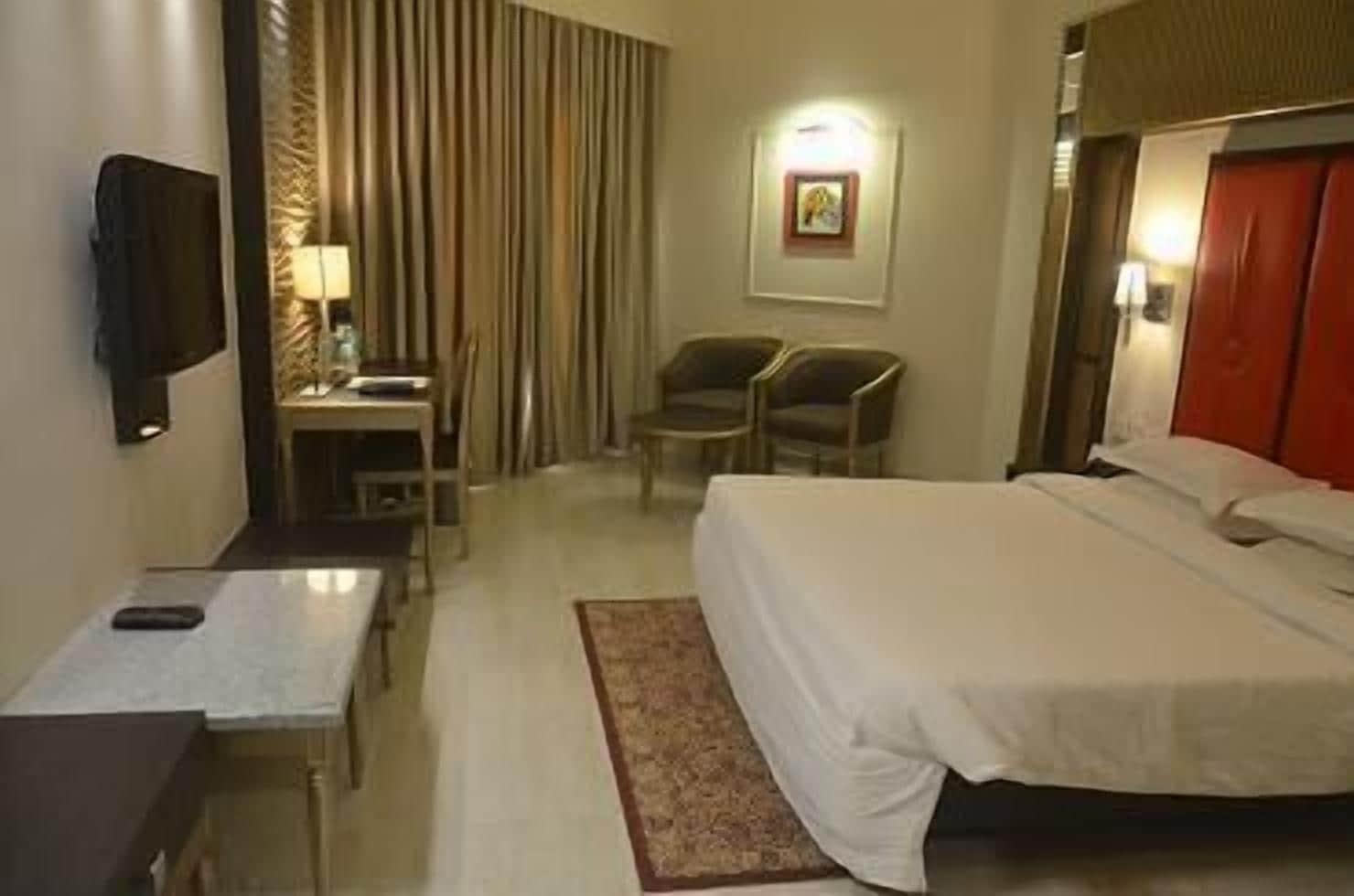 The Amayaa Varanasi Exterior photo