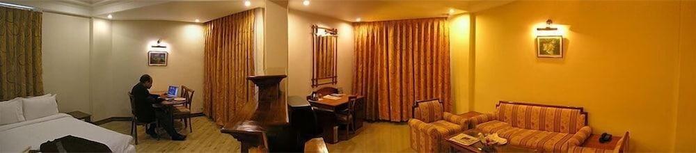 The Amayaa Varanasi Exterior photo
