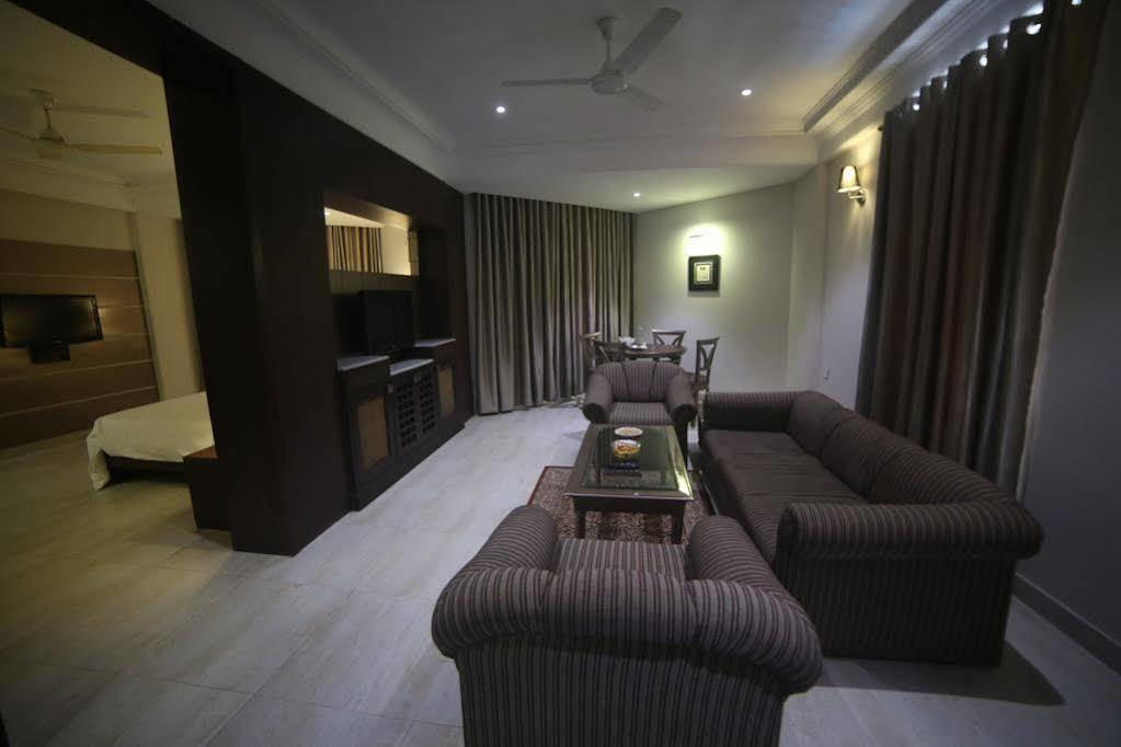 The Amayaa Varanasi Exterior photo