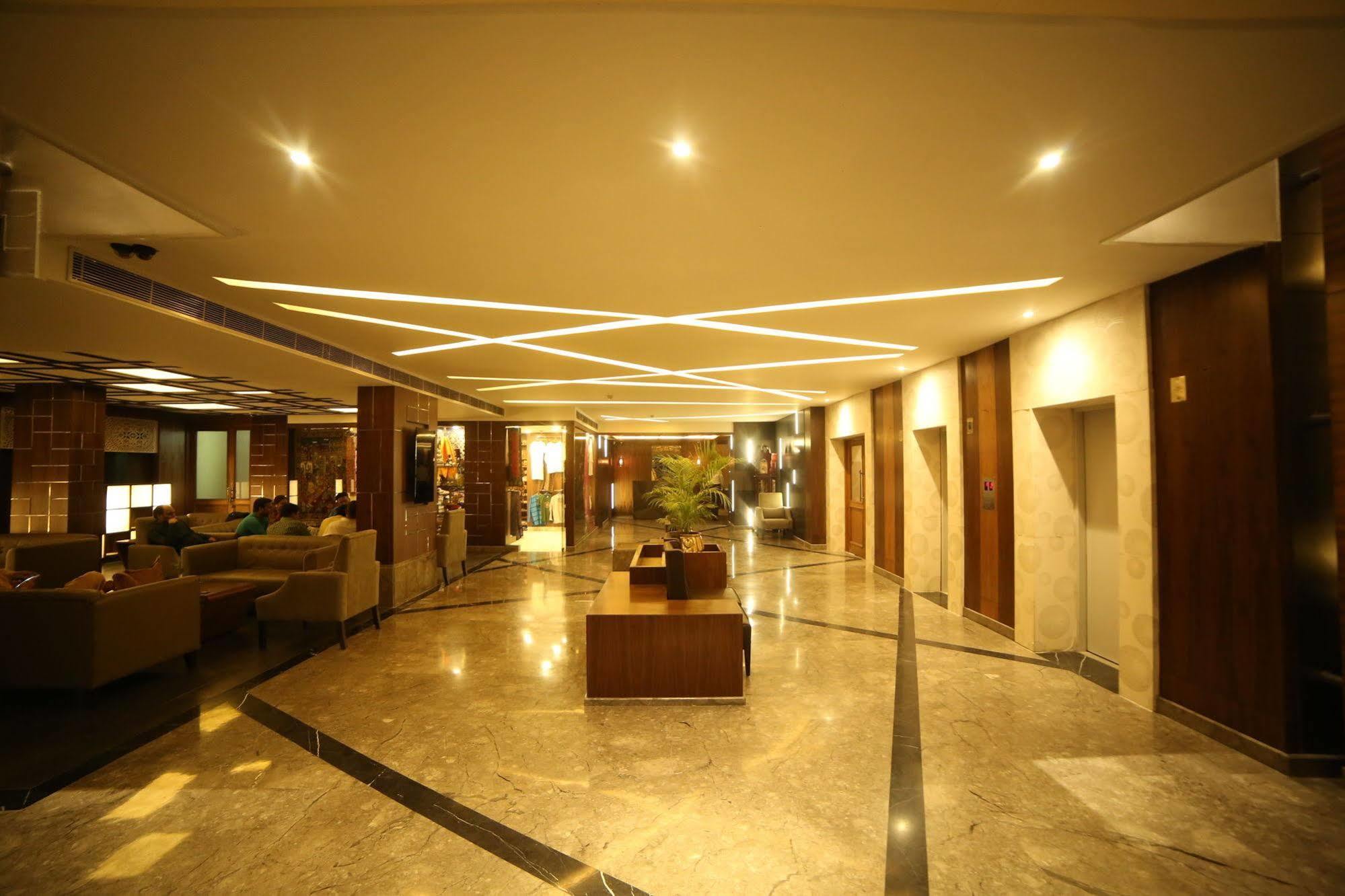 The Amayaa Varanasi Exterior photo