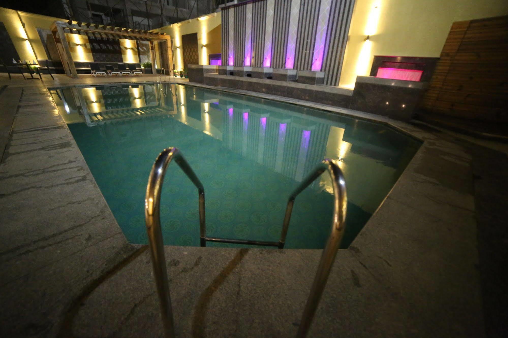 The Amayaa Varanasi Exterior photo